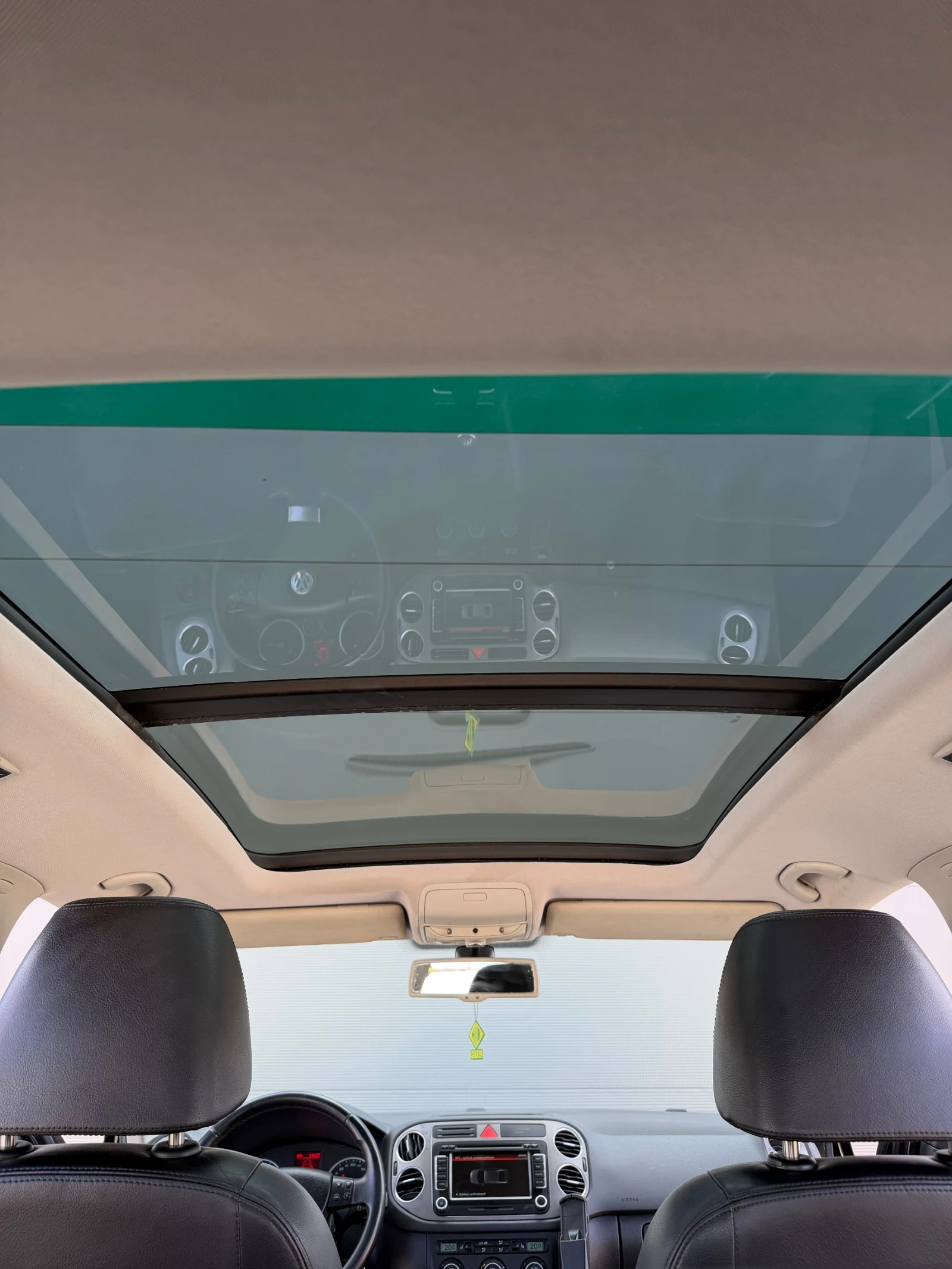 VW Tiguan 4х4/2.0/140кс./6ск., снимка 11 - Автомобили и джипове - 56332180