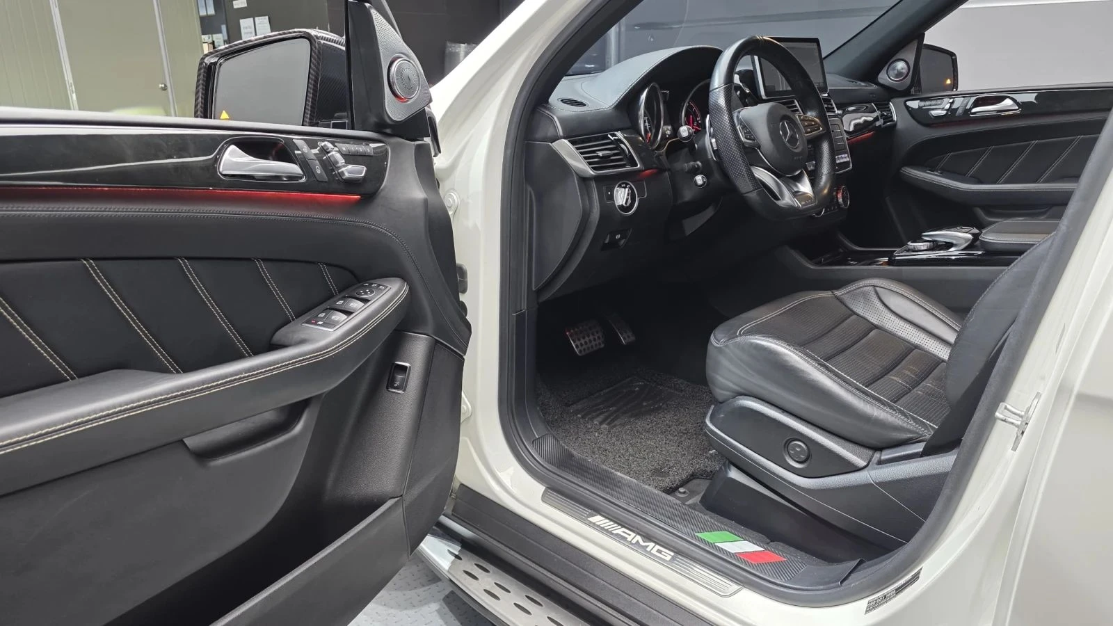 Mercedes-Benz GLE 63 AMG, снимка 10 - Автомобили и джипове - 56686700