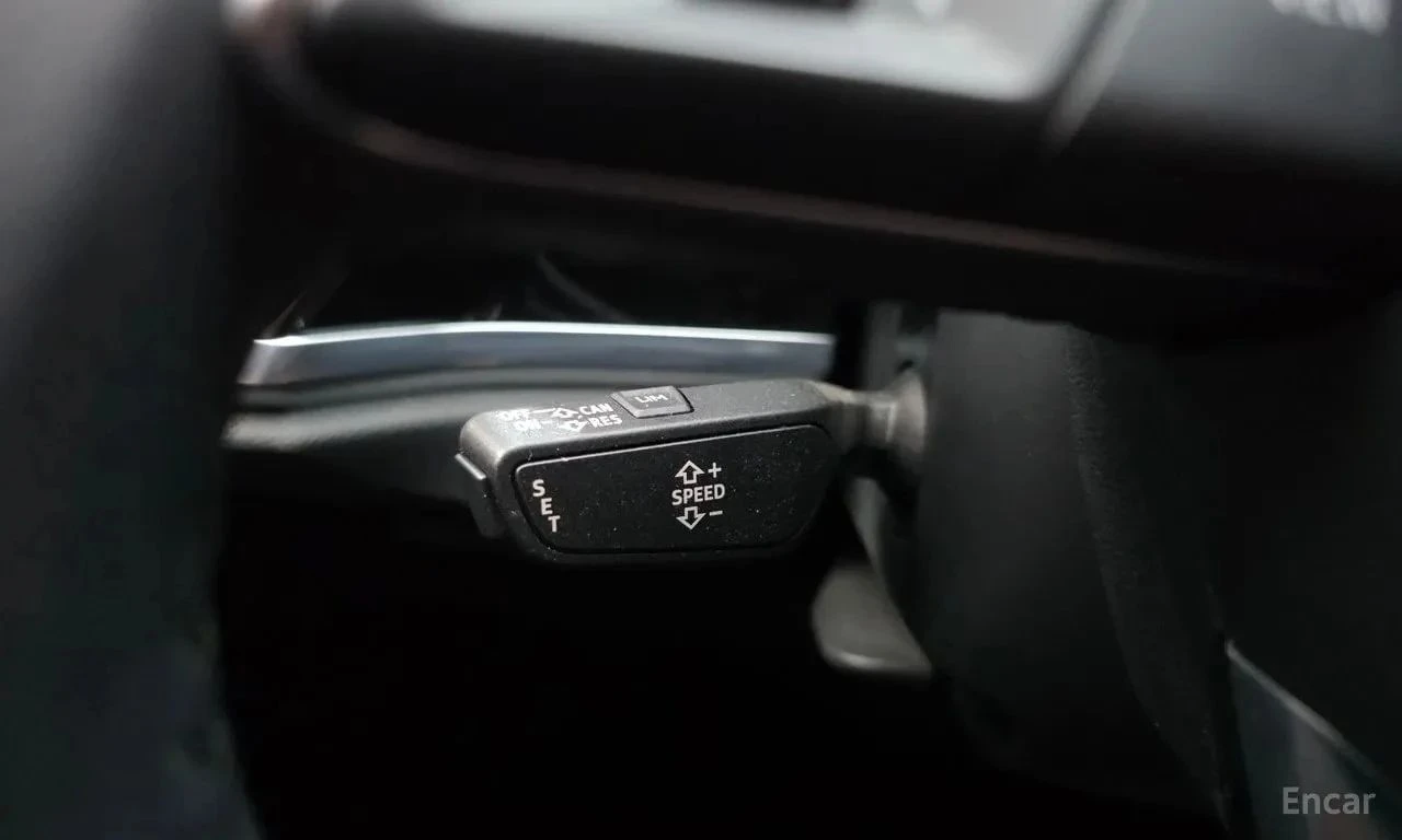 Audi Q3, снимка 12 - Автомобили и джипове - 56731828