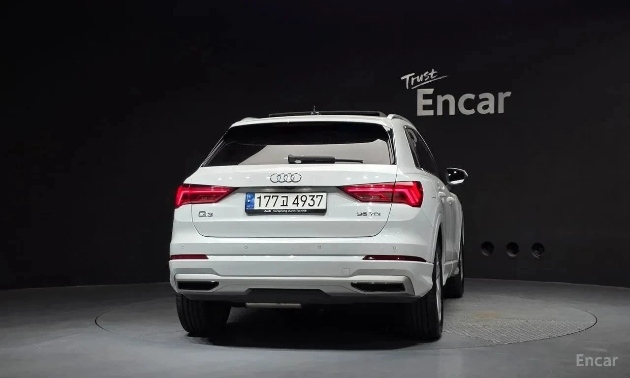 Audi Q3, снимка 4 - Автомобили и джипове - 56731828