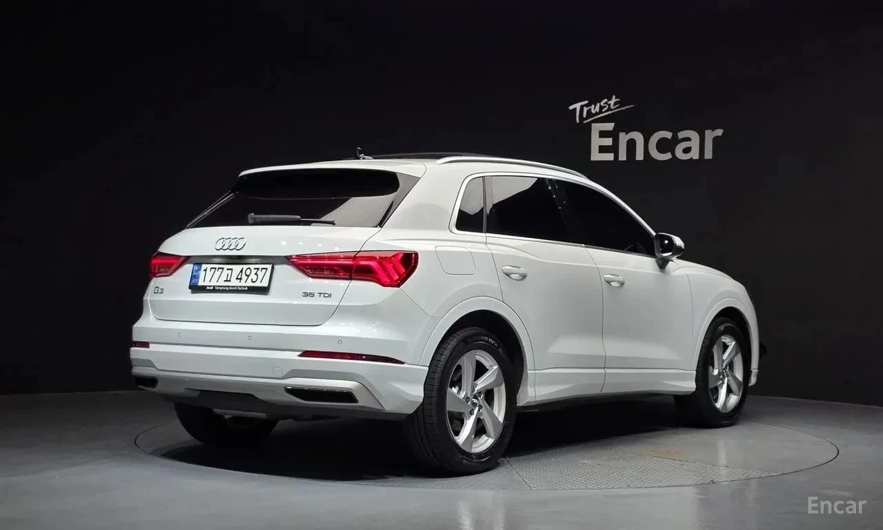 Audi Q3, снимка 2 - Автомобили и джипове - 56731828