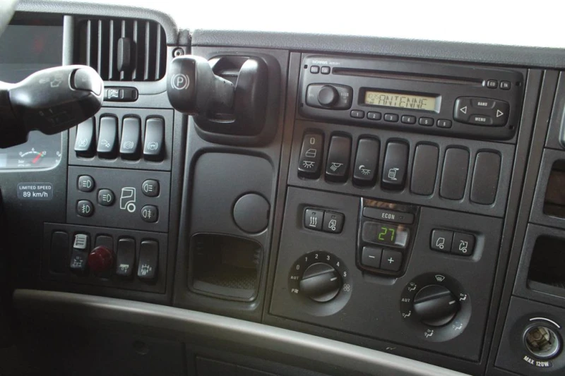 Scania R R560 Retarder V8, снимка 14 - Камиони - 49270321