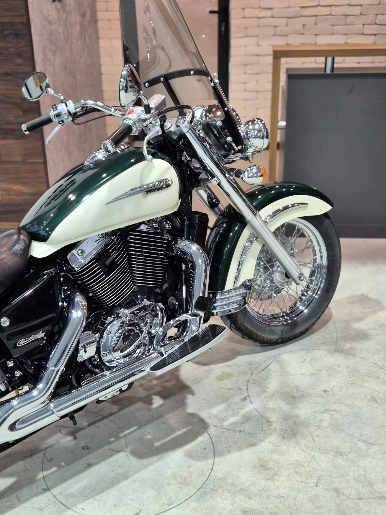 Honda Shadow VT1100 C3 Категория А2!!! Нов внос ШВЕЙЦАРИЯ! ТОП!, снимка 8 - Мотоциклети и мототехника - 54752323