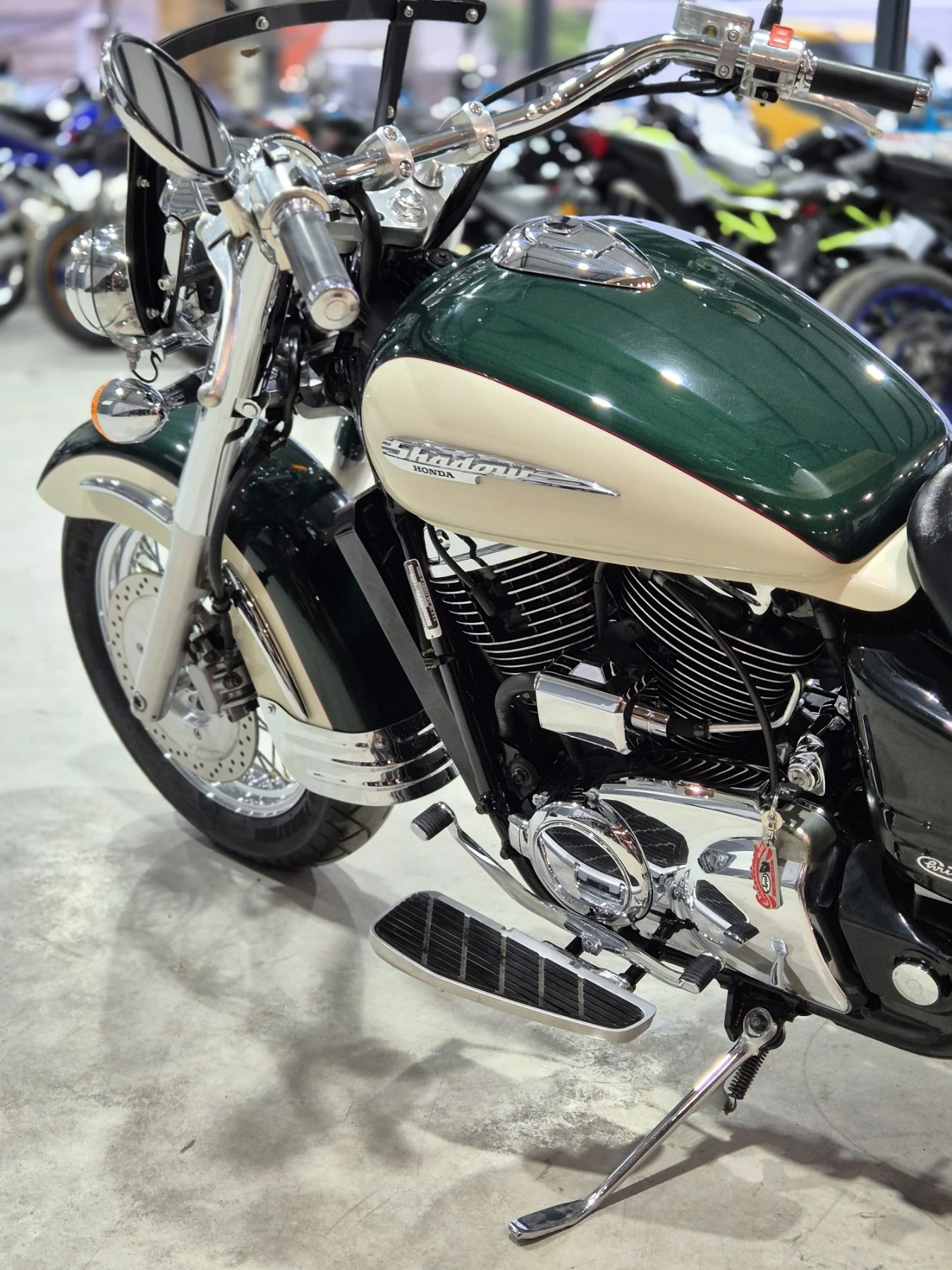Honda Shadow VT1100 C3 Категория А2!!! Нов внос ШВЕЙЦАРИЯ! ТОП!, снимка 10 - Мотоциклети и мототехника - 54752323