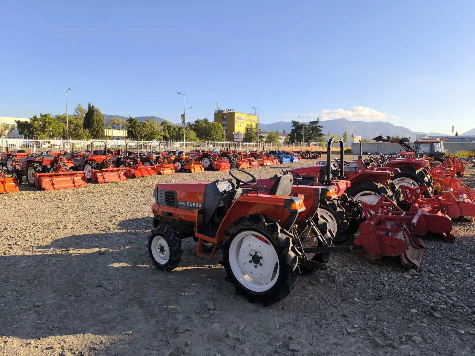 Трактор Kubota Kubota  GL200 - изображение 6