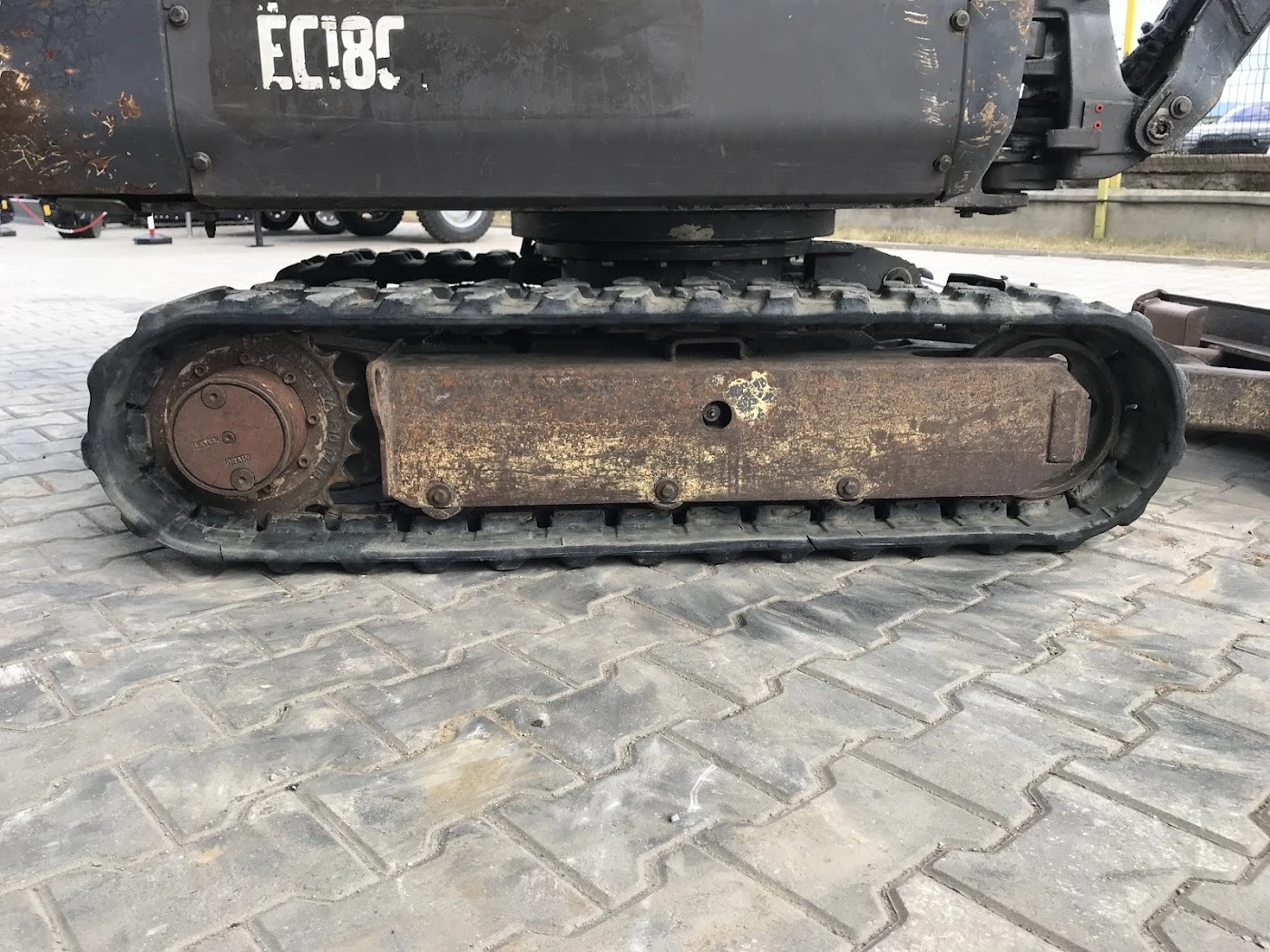  Volvo EC18C 1800. | Mobile.bg   11