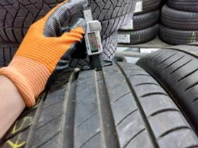 Гуми Летни 235/50R17, снимка 4