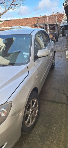 Mazda 3 - 800 € / 1564.66 лв. - 93110015 4