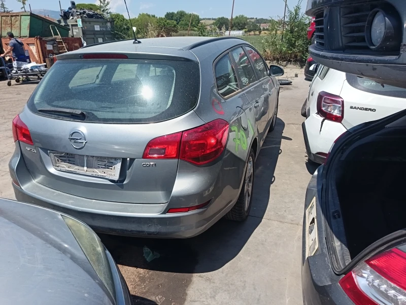 Opel Astra a17dtr, снимка 4 - Автомобили и джипове - 45853045