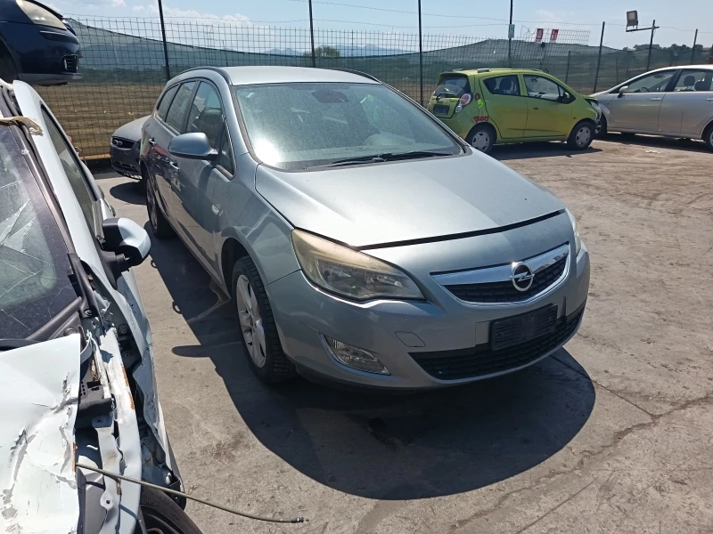 Opel Astra a17dtr, снимка 2 - Автомобили и джипове - 45853045