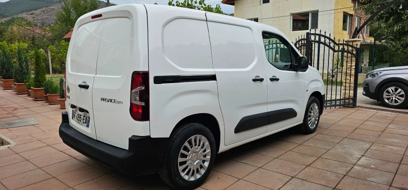 Toyota Proace City 1.5 D4D , снимка 8 - Автомобили и джипове - 47185371