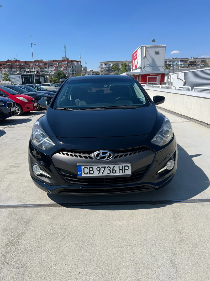 Hyundai I30 1.6CRDI, снимка 3 - Автомобили и джипове - 47630987