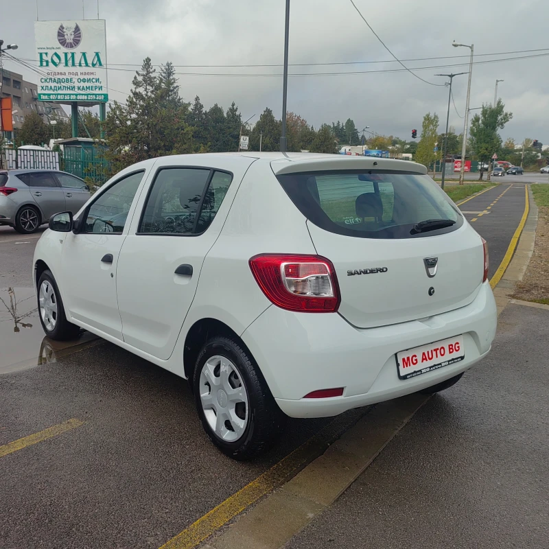 Dacia Sandero 1.5DCI, снимка 5 - Автомобили и джипове - 47479918