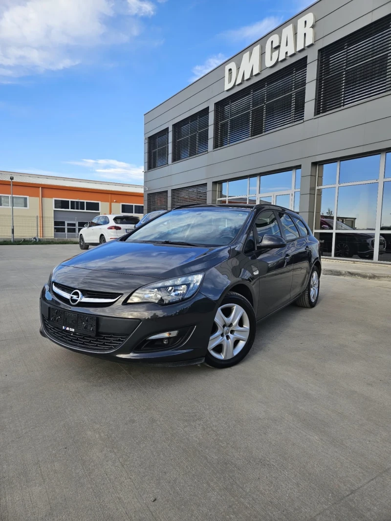 Opel Astra 1.6CDTI, снимка 1 - Автомобили и джипове - 47837420