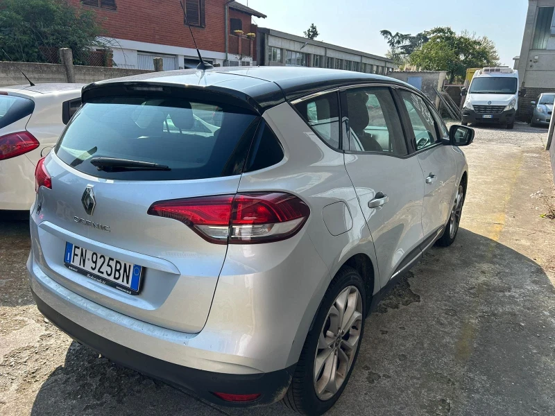 Renault Scenic 1.5DCi Automatic , снимка 7 - Автомобили и джипове - 47983234