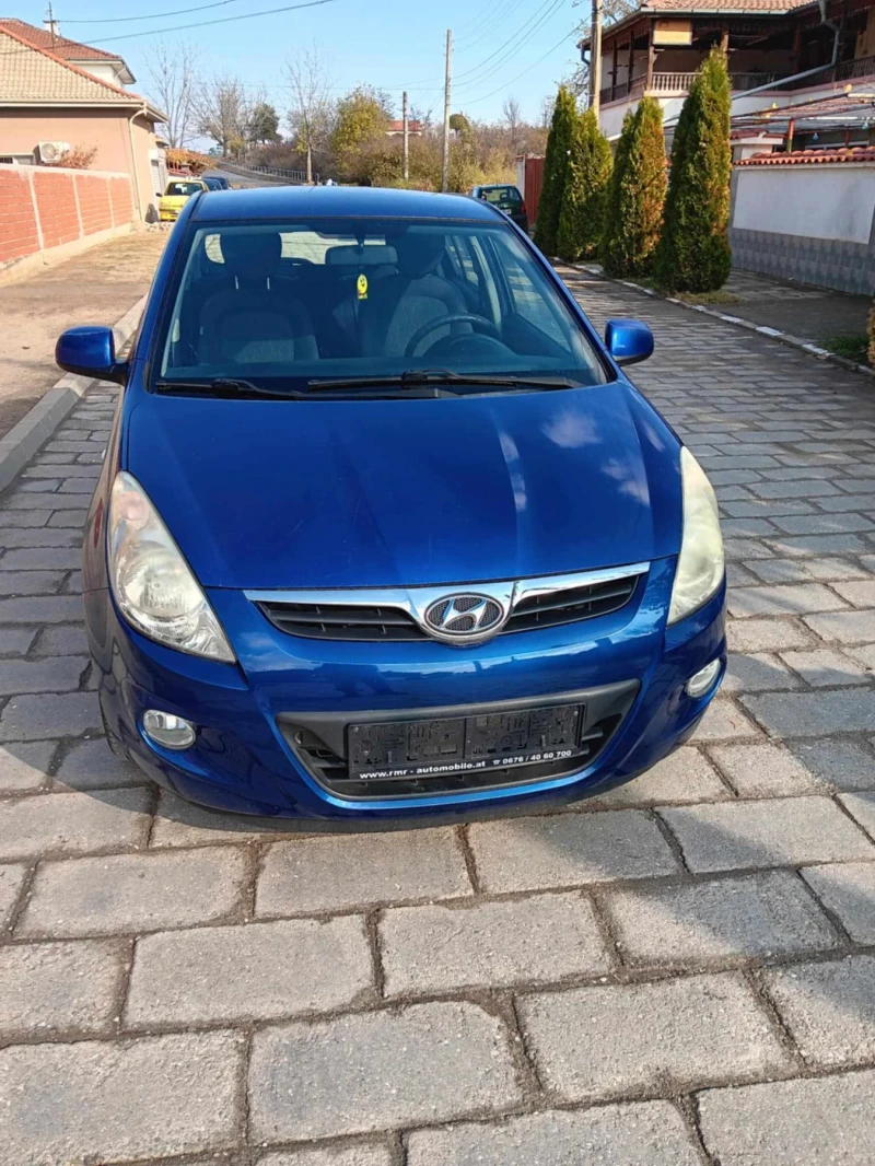 Hyundai I20, снимка 1 - Автомобили и джипове - 47999642