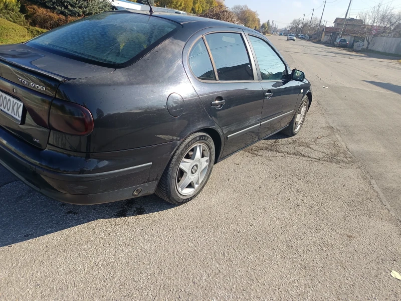 Seat Toledo 2.3 v5 170hp газов инжекцион, снимка 6 - Автомобили и джипове - 47999852