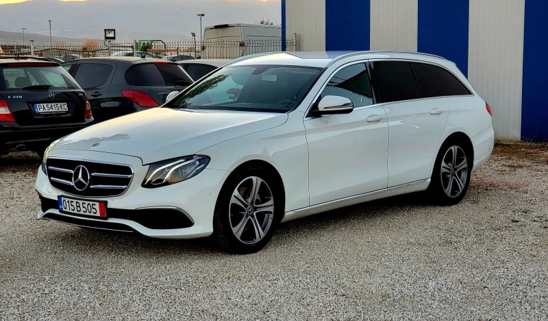 Mercedes-Benz E 220 D 4MATIC, снимка 2 - Автомобили и джипове - 48069610