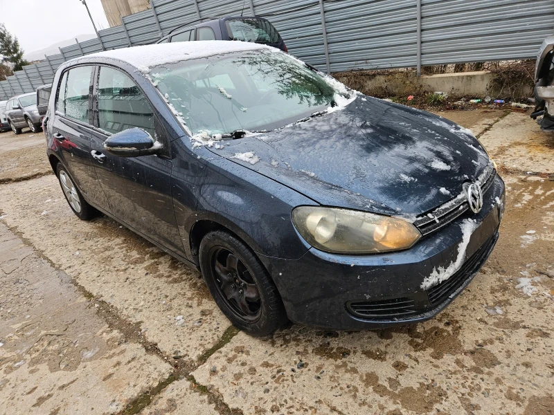 VW Golf 1.6dizel -105ks-2010god - EURO5B!!, снимка 3 - Автомобили и джипове - 48432177