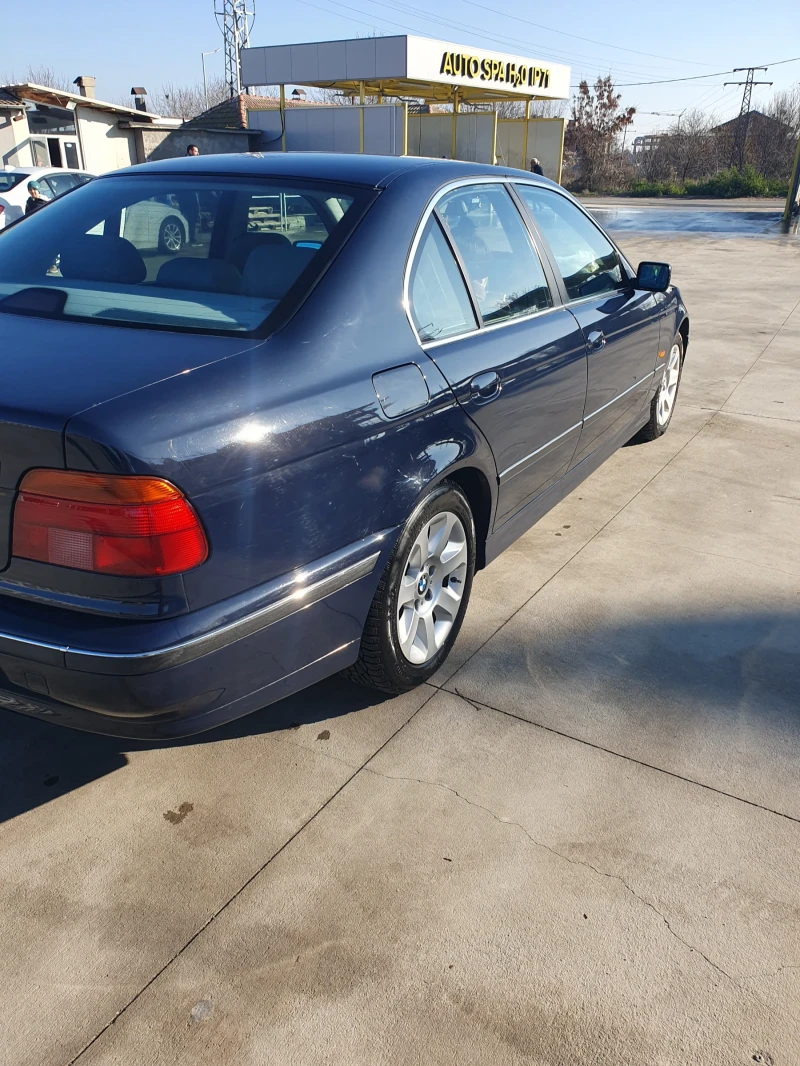 BMW 520, снимка 15 - Автомобили и джипове - 52802531