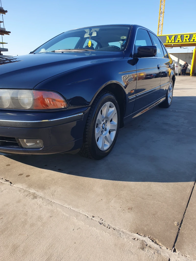 BMW 520, снимка 2 - Автомобили и джипове - 52802531