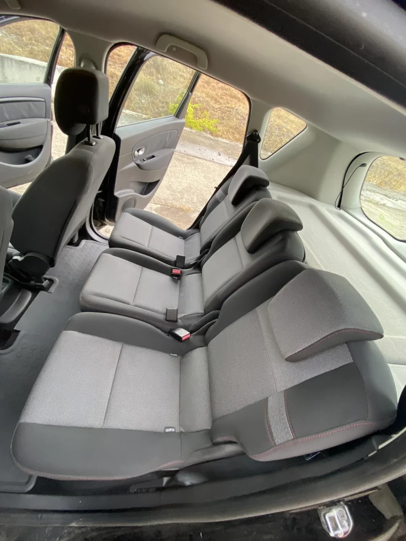 Renault Scenic 1.5dci, снимка 12 - Автомобили и джипове - 52868314