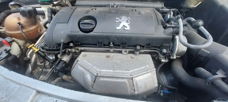 Peugeot 207, снимка 12 - Автомобили и джипове - 52919771