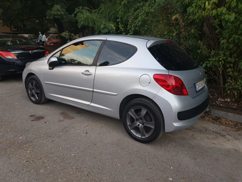 Peugeot 207