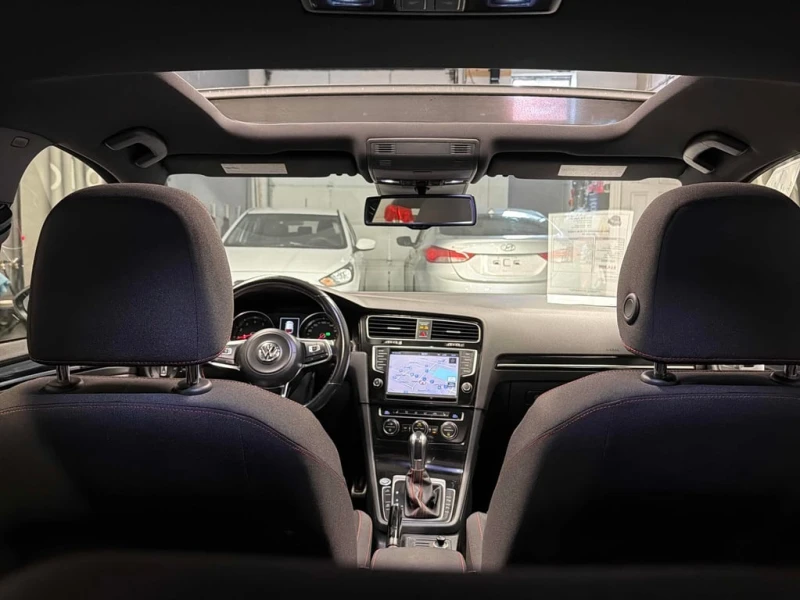 VW Golf * Performance * CARFAX * ЦЕНА ДО БГ, снимка 10 - Автомобили и джипове - 53138381