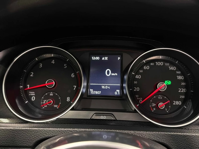 VW Golf * Performance * CARFAX * ЦЕНА ДО БГ, снимка 8 - Автомобили и джипове - 53138381