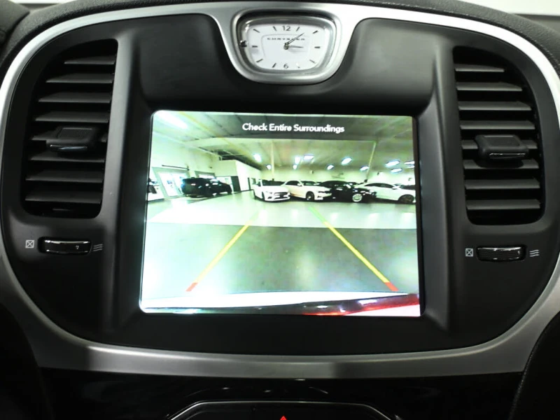 Chrysler 300m Touring* L* AWD* АВТОКРЕДИТ* (ЦЕНА ДО БГ)* , снимка 16 - Автомобили и джипове - 53421813