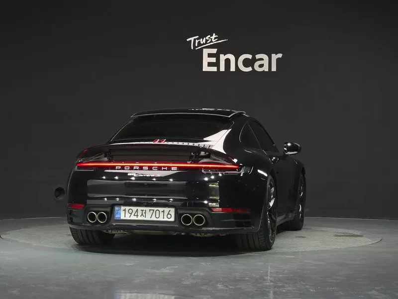 Porsche 911 992 S, снимка 3 - Автомобили и джипове - 55117139