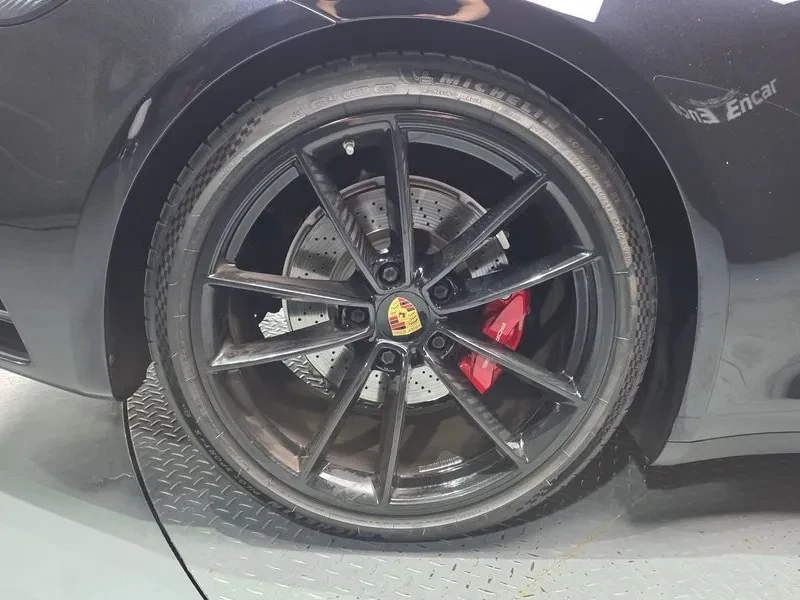 Porsche 911 992 S, снимка 12 - Автомобили и джипове - 55117139
