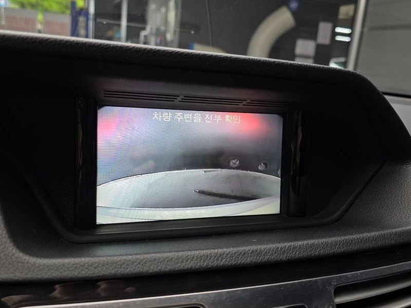 Mercedes-Benz E 220 E220 Bluetec Avantgarde| 170к.с., снимка 15 - Автомобили и джипове - 55843384