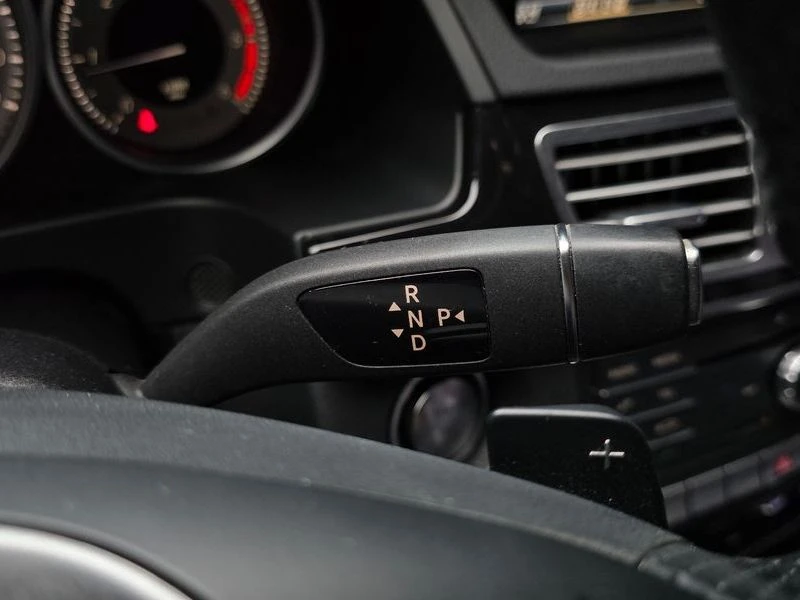 Mercedes-Benz E 220 E220 Bluetec Avantgarde| 170к.с., снимка 9 - Автомобили и джипове - 55843384