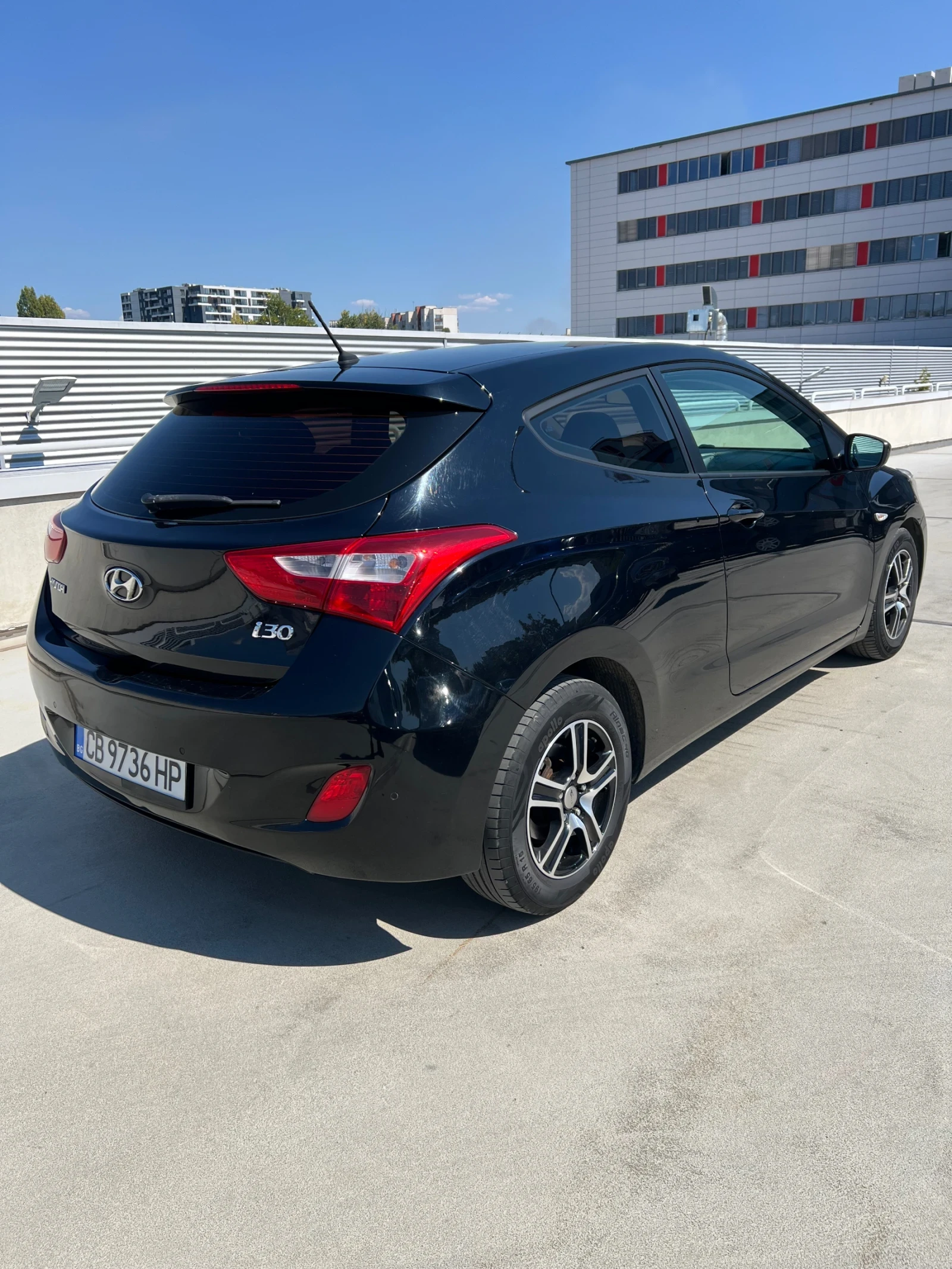 Hyundai I30 1.6CRDI - изображение 6