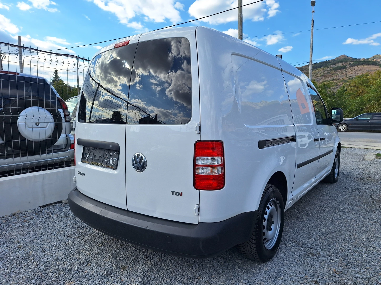 VW Caddy 1.6TDI MAXI - изображение 5