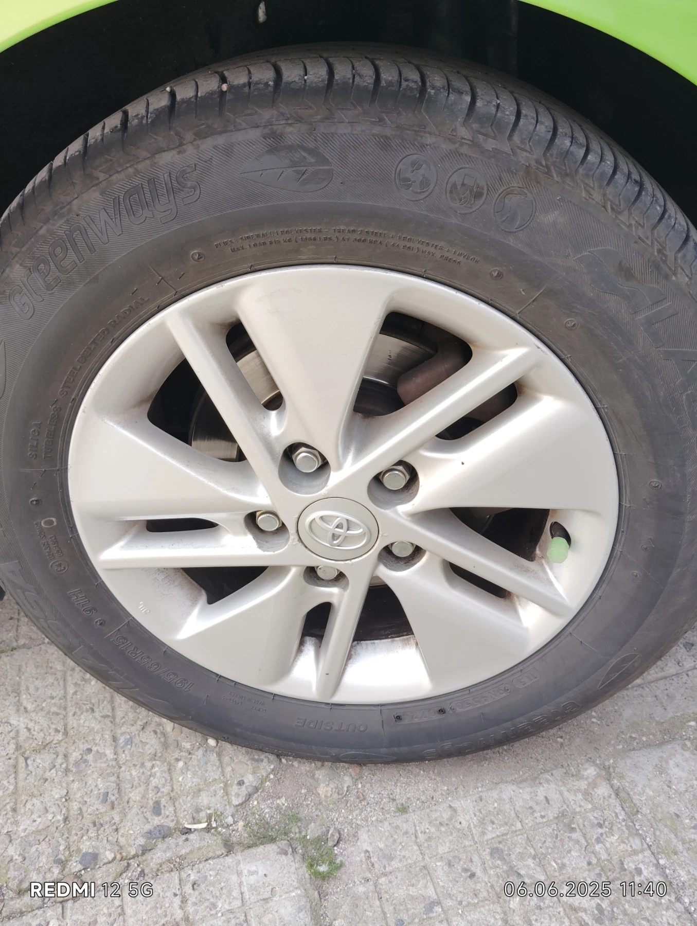 Toyota Auris  1.8 SW Hybrid   * *  * *  | Mobile.bg   12