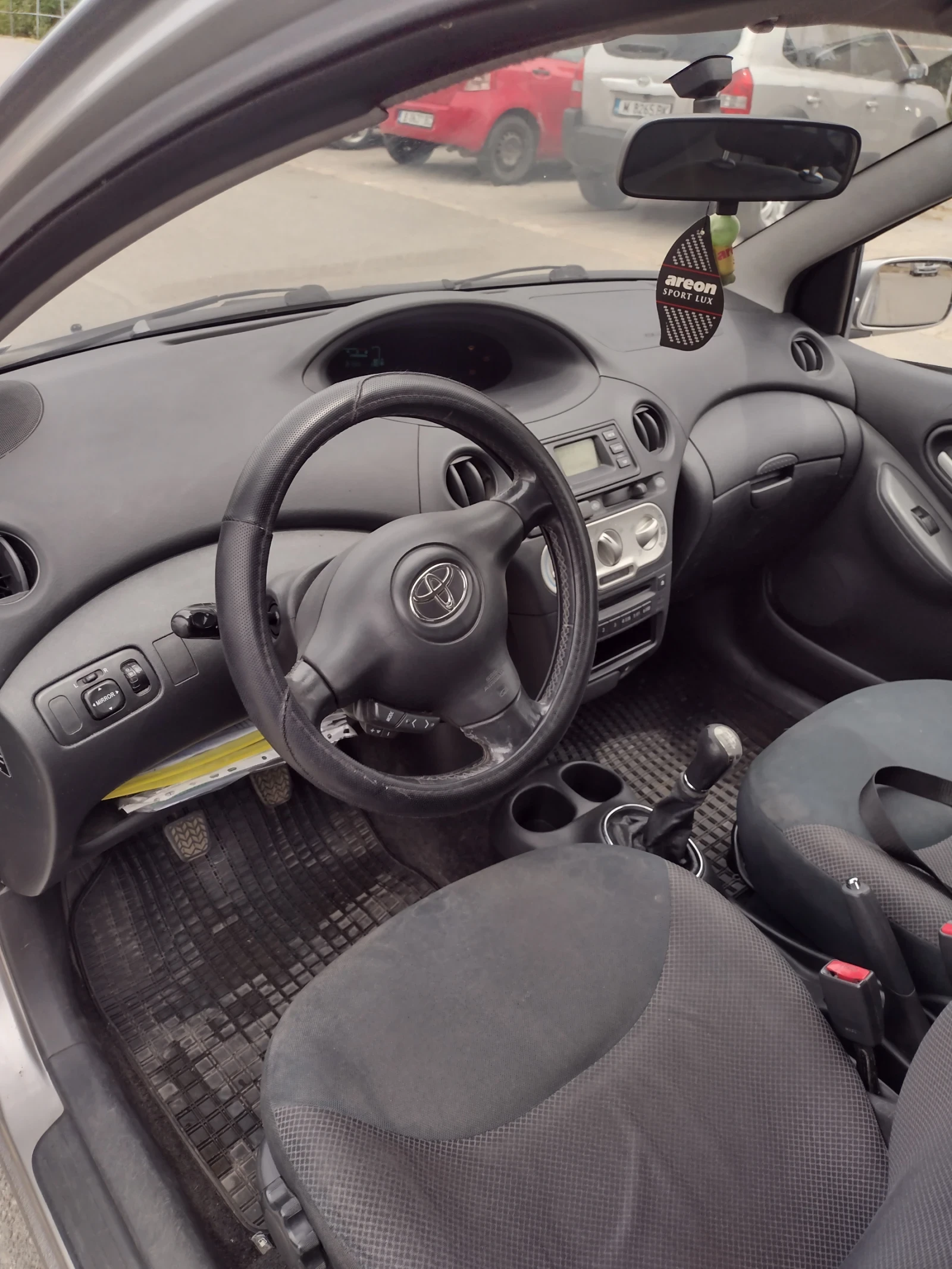 Toyota Yaris Дизел  - изображение 8