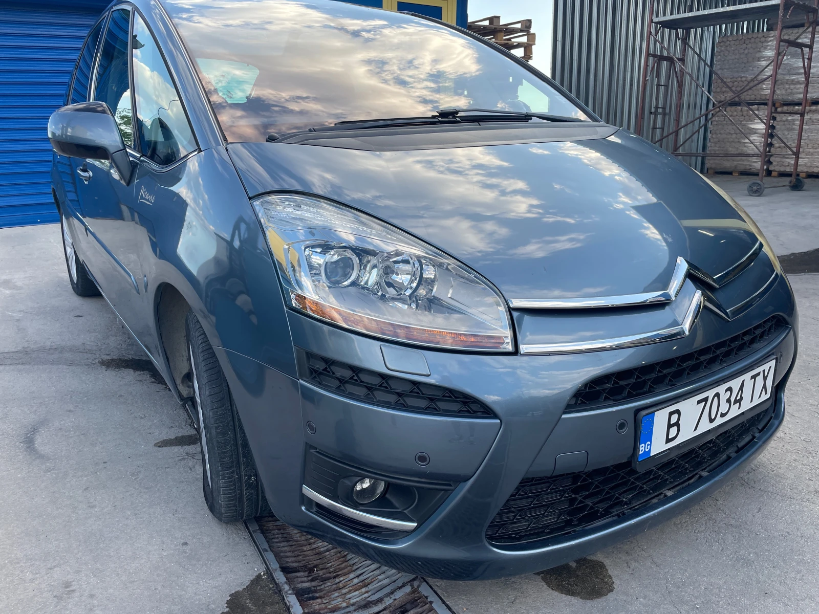 Citroen C4 Picasso 1.6 HDI - изображение 2