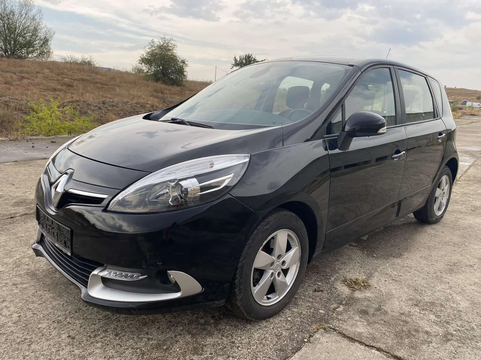 Renault Scenic 1.5dci - изображение 6