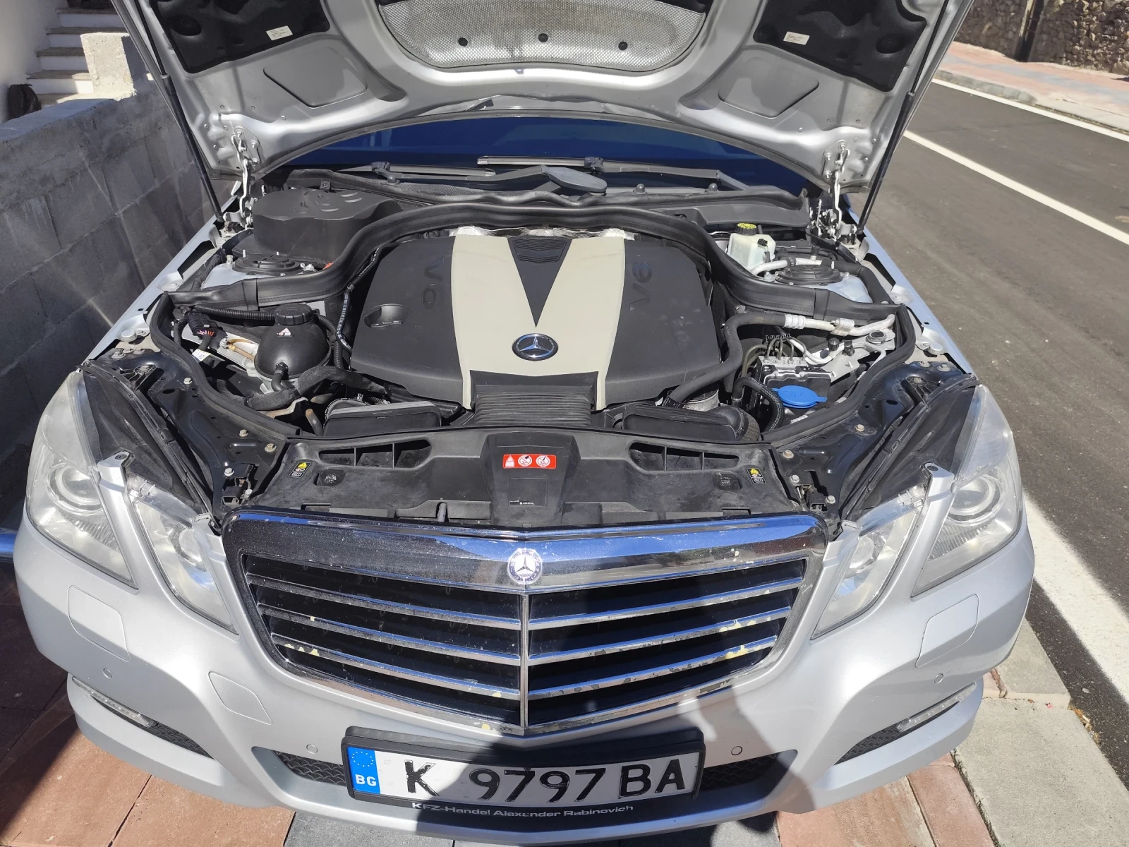 Mercedes-Benz E 350  - изображение 10