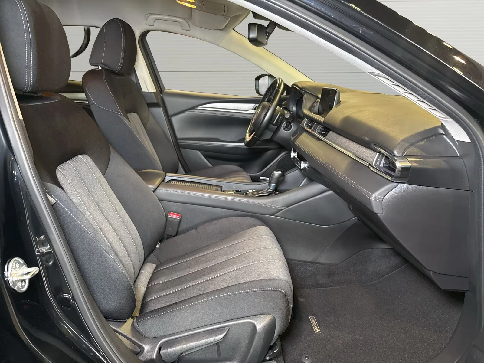 Mazda 6 SPORT/194HP/SKYACTIVE-G/360/HUD/LED/KLESS/753g | Mobile.bg � ����������� 12