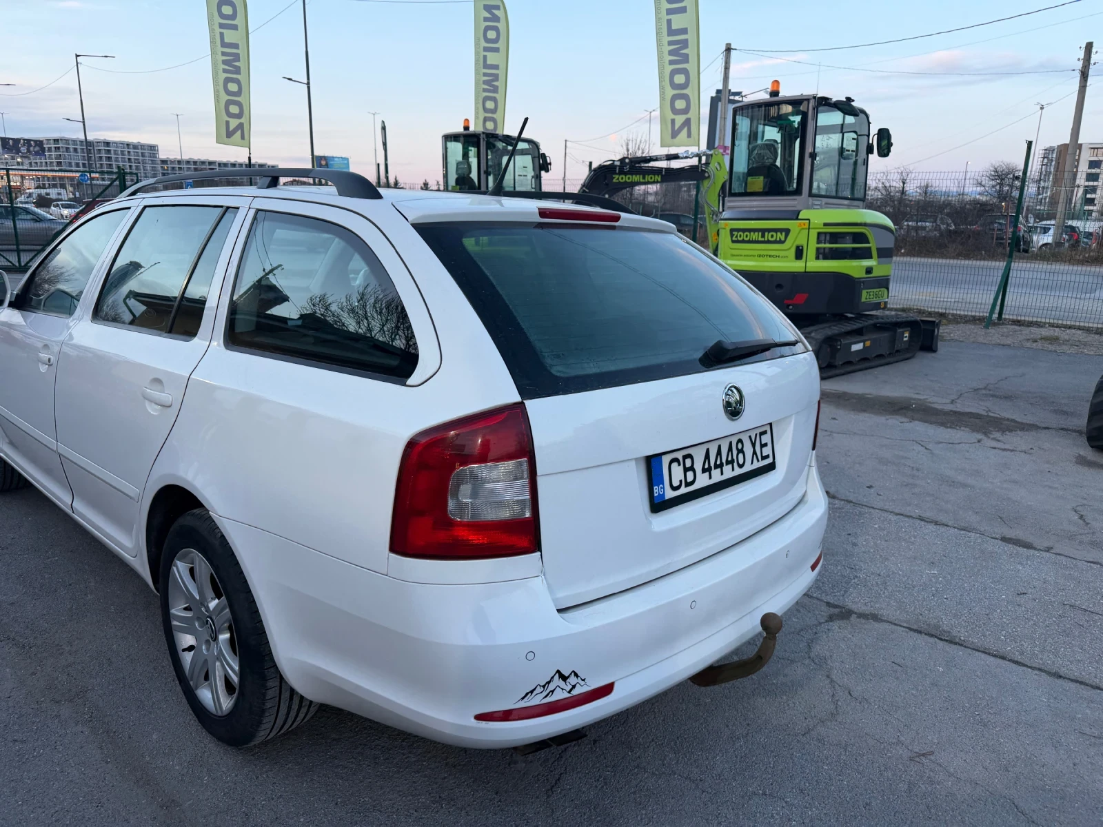 Skoda Octavia 2.0 140 кс Автоматик - изображение 7