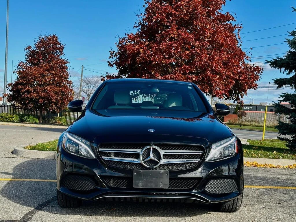 Mercedes-Benz C 300 4 MATIC * АвтоКредит (ЦЕНА ДО БГ), снимка 2 - Автомобили и джипове - 53724727