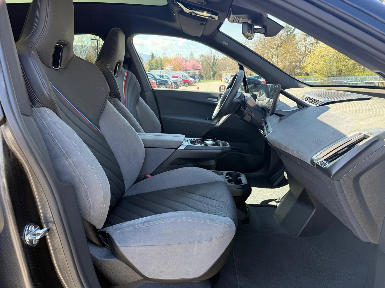 BMW iX xDrive 60i M Sport Facelift ������� | Mobile.bg � ����������� 13