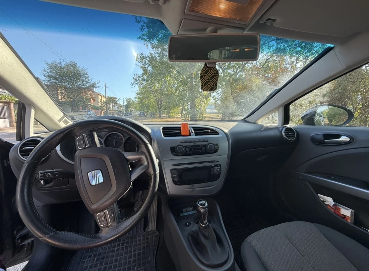 Seat Leon, снимка 2 - Автомобили и джипове - 54033499