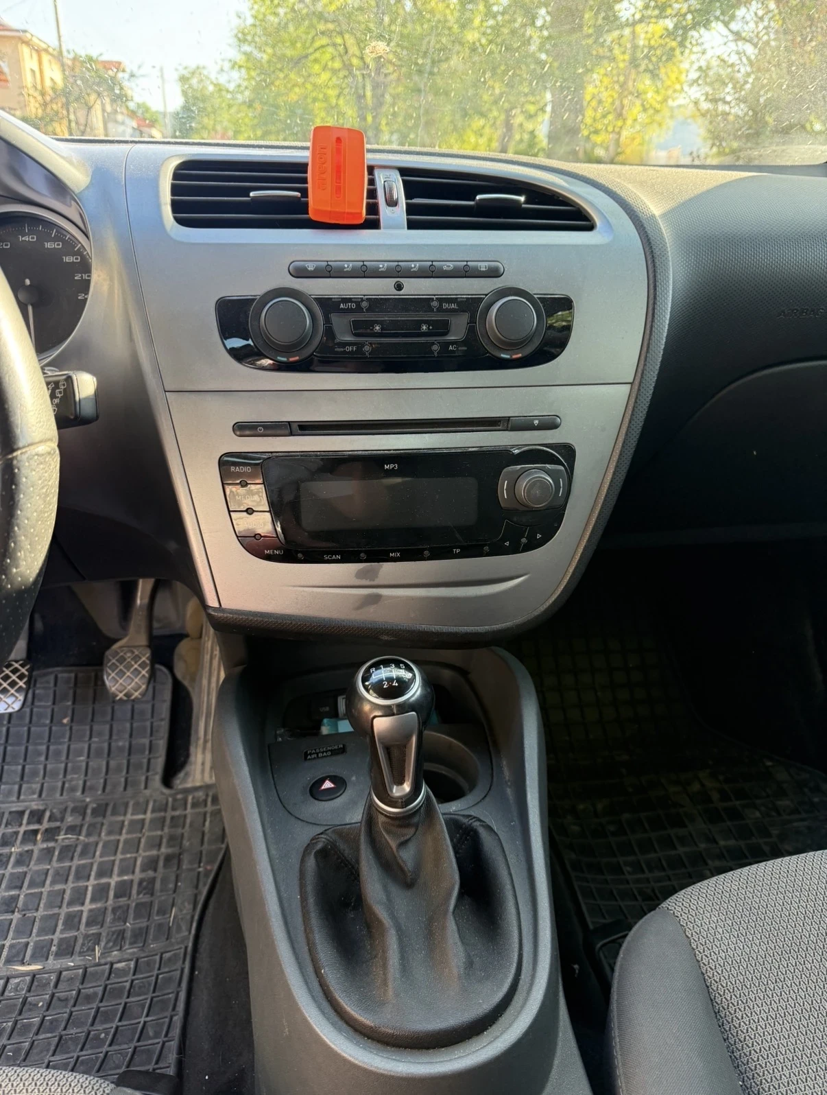 Seat Leon, снимка 3 - Автомобили и джипове - 54033499