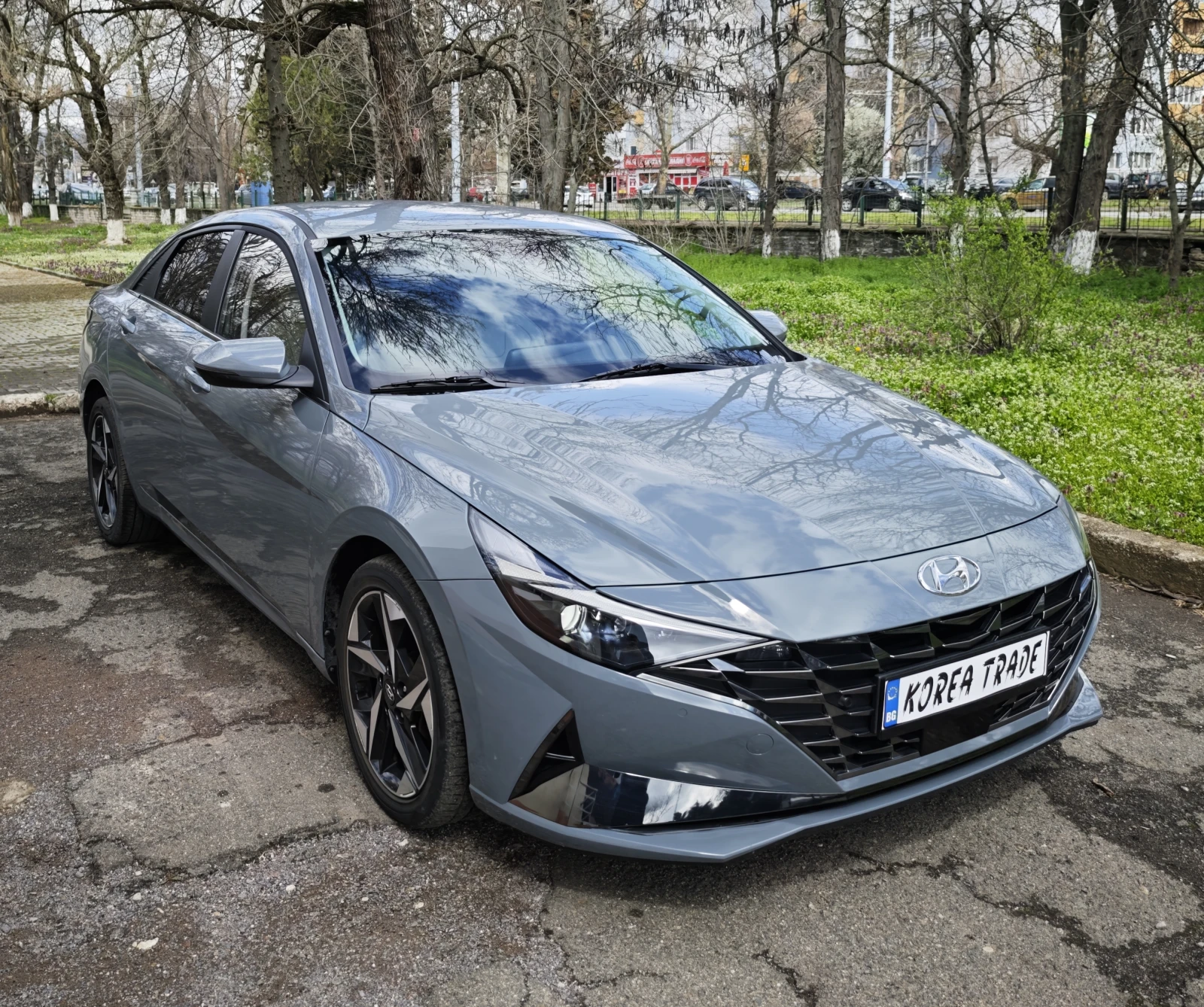 Hyundai Elantra 1.6, снимка 2 - Автомобили и джипове - 54079686