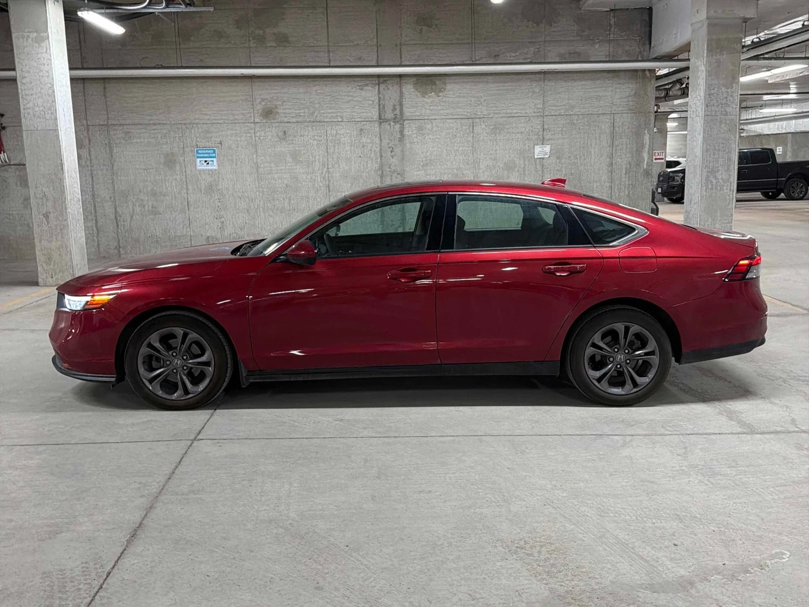 Honda Accord EX/Adaptive Cruise Control/Keyless/Blind Spot, снимка 8 - Автомобили и джипове - 54336614